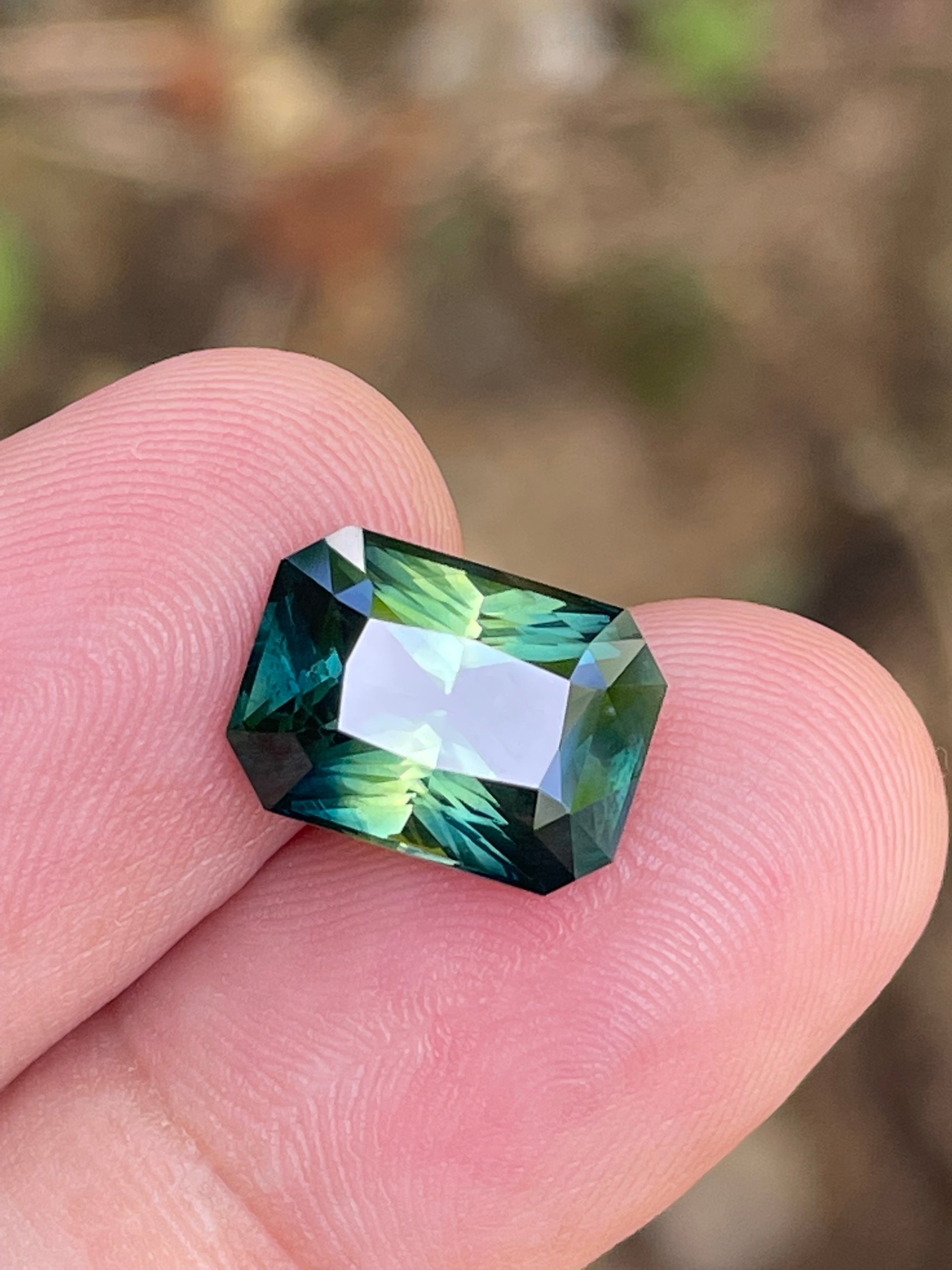 Bi color sapphire store