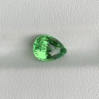 Tsavourite l 2.16 Ct l Pear l 9x6.6x5mm l Tanzania Tsavourite l Green Garnet l Natural l Engagement Ring l